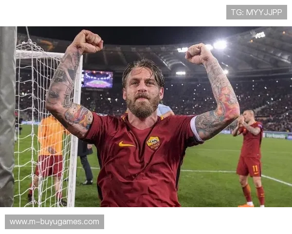 德罗西回归罗马奥林匹克球场,球迷复杂情感交织成焦点 德罗西回归罗马奥林匹克球场,球迷复杂情感交织成焦点